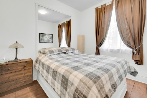 Chambre à coucher - 17 Av. Des Érables, Saint-Sauveur, QC 