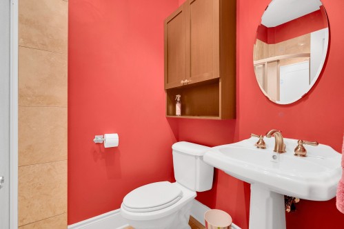 Salle de bains attenante à la CCP - 17 Av. Des Érables, Saint-Sauveur, QC 