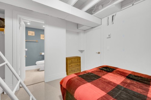 Chambre à coucher - 17 Av. Des Érables, Saint-Sauveur, QC 