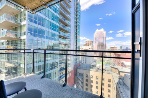 Balcon - 2001-1188 Av. Union, Montréal (Ville-Marie), QC 