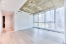 Salon - 2001-1188 Av. Union, Montréal (Ville-Marie), QC 