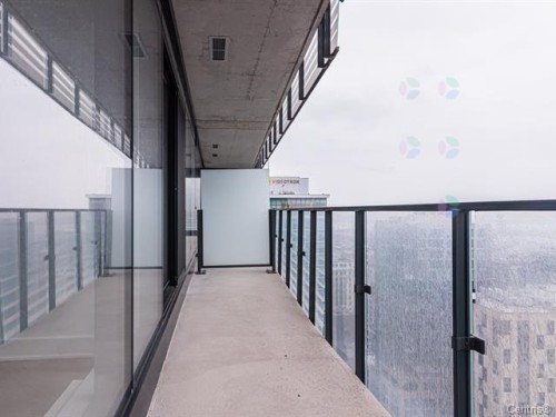 Balcon - 2105-720 Rue St-Jacques, Montréal (Ville-Marie), QC 