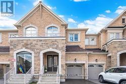 67 DRIZZEL CRESCENT  Richmond Hill, ON L4E 1G8