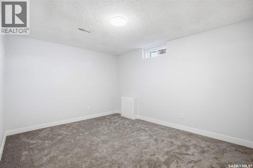 102 Dore Crescent, Saskatoon, SK 