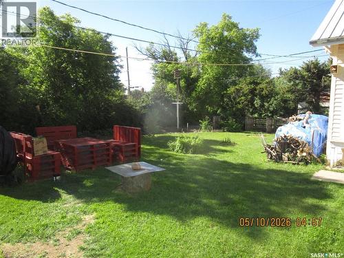 210 7Th Avenue W, Assiniboia, SK 