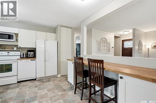 328 Carleton Drive, Saskatoon, SK 