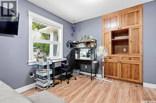 328 Carleton Drive, Saskatoon, SK 