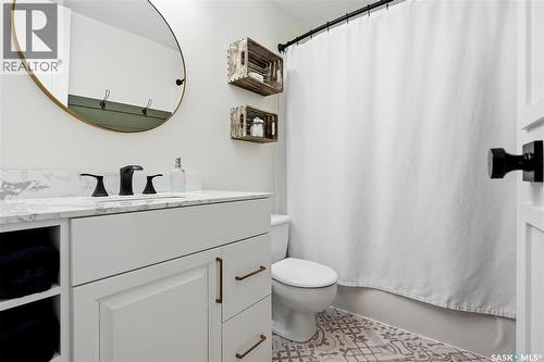 328 Carleton Drive, Saskatoon, SK 