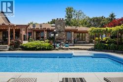 7 LAKEGATE Drive  Stoney Creek, ON L8E 3T7