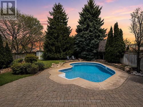 759 CHILDS DRIVE  Milton, ON L9T 4L3