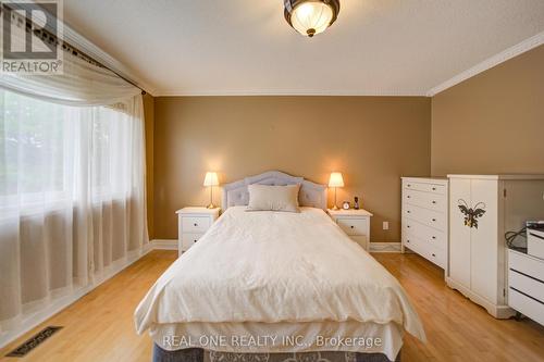 5708 Greensboro Drive, Mississauga, ON 