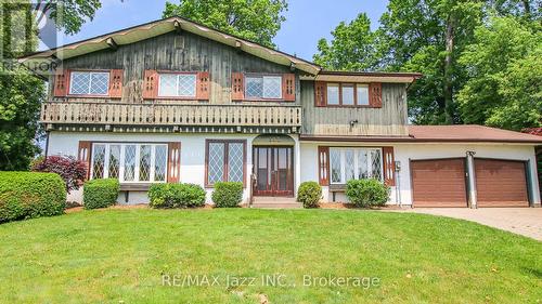 103 GARDENIA COURT  Oshawa (Centennial), ON L1G 3G6