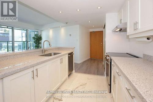 601 - 77 Harbour Square, Toronto, ON 