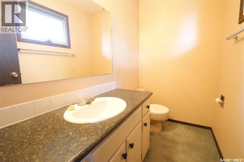 99 Assiniboine Drive, Saskatoon, SK 