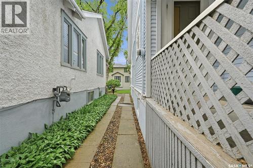 734 10Th Street E, Saskatoon, SK 