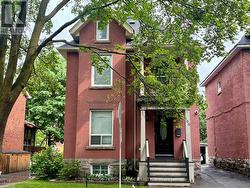 168 STEWART STREET W  Ottawa, ON K1N 6J9