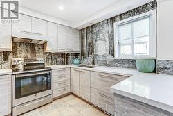 36 - 2605 WOODCHESTER DRIVE  Mississauga (Sheridan), ON L5K 2E3