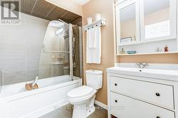 Main Bathroom - 