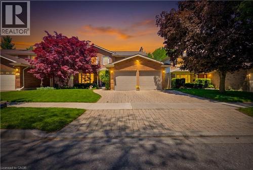 64 WOODVIEW Crescent  Kitchener, ON N2A 3E3