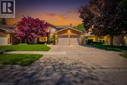 64 WOODVIEW Crescent  Kitchener, ON N2A 3E3