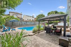 39 CELIA CRESCENT  Guelph (Dovercliffe Park/Old University), ON N1G 4R4