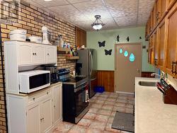 Kitchen - 