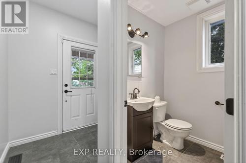 11 Boulder Way, Ottawa, ON 