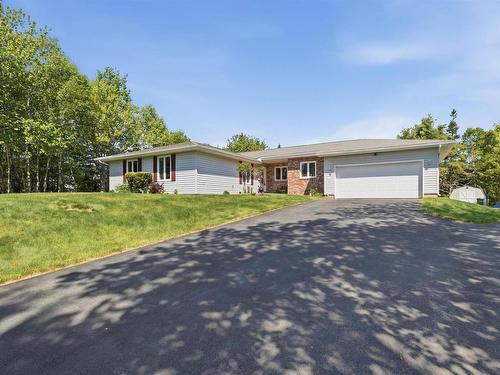 5 Juniper Way, Hubley, NS 