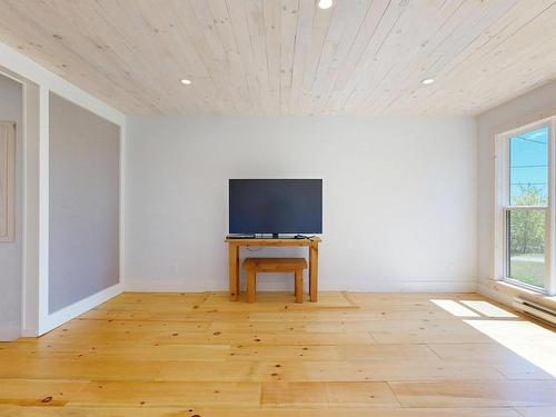 31 Shore View Drive, Beach Meadows, NS 