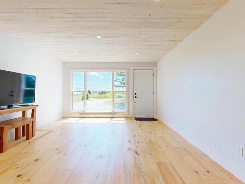31 Shore View Drive, Beach Meadows, NS 