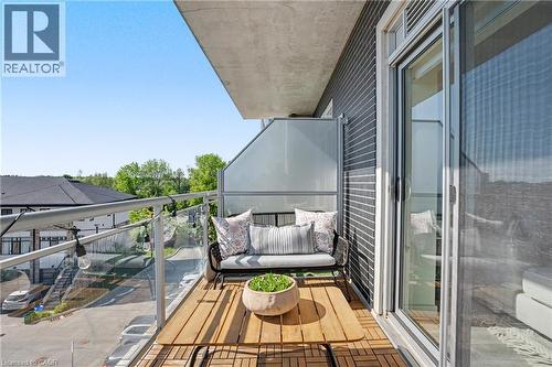 16 Markle Crescent Unit# 414, Ancaster, ON 