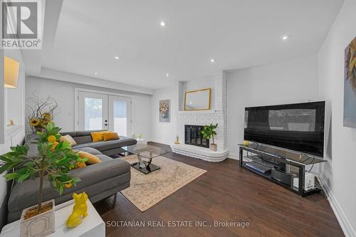 12 Dorian Place, Vaughan, ON 