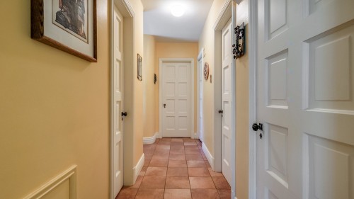 Corridor - 58 Rue Mountain, Granby, QC 