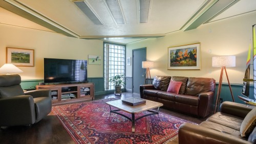Salle familiale - 58 Rue Mountain, Granby, QC 