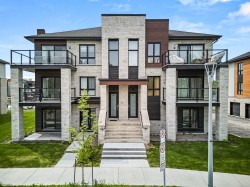 336  - 338A Rue Angèle-Chartrand  Laval (Auteuil), QC H7H 0B8