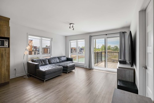 Living Room - 336  - 338A Rue Angèle-Chartrand, Laval (Auteuil), QC 