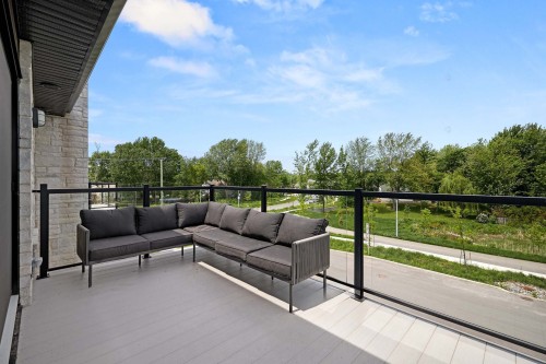 Patio - 336  - 338A Rue Angèle-Chartrand, Laval (Auteuil), QC 