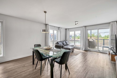 Living Room - 336  - 338A Rue Angèle-Chartrand, Laval (Auteuil), QC 