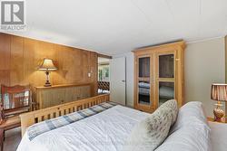 LARGE BEDROOM 1 - 