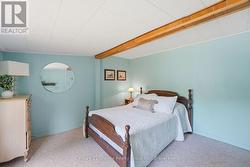 LARGE BEDROOM 2 WITH A VIEW OF THE RIVER - 