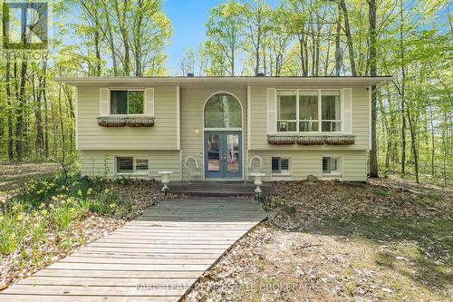 104 Silver Birch Drive, Tiny, ON 