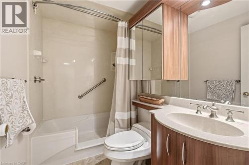 570 Forestwood Crescent, Burlington, ON 