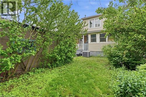 16 Connaught Avenue N, Hamilton, ON 