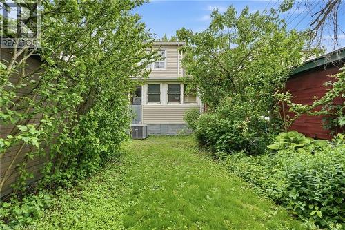 16 Connaught Avenue N, Hamilton, ON 