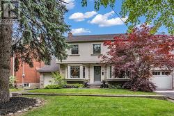 38 EDGEMORE DRIVE Toronto, ON M8Y 2N3