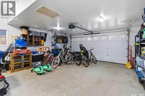 142 Neusch Crescent, Saskatoon, SK 