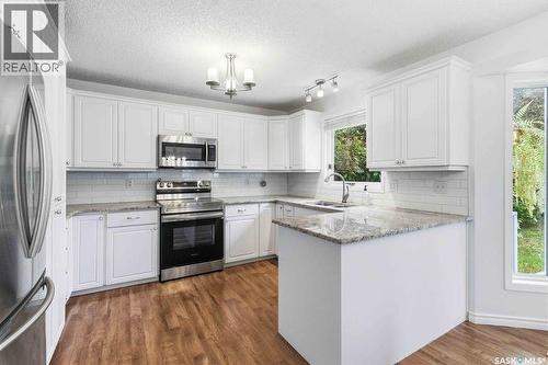142 Neusch Crescent, Saskatoon, SK 
