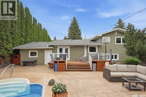 516 Lake Crescent, Saskatoon, SK 