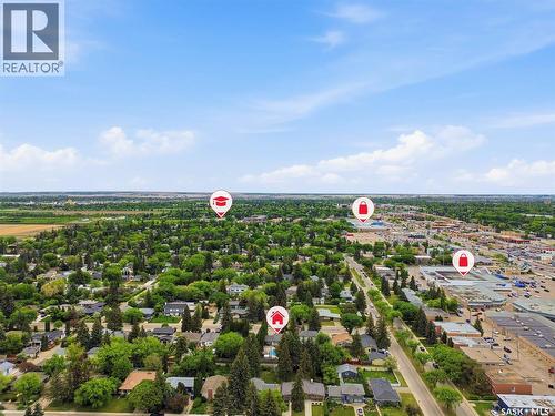 516 Lake Crescent, Saskatoon, SK 