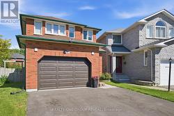 46 FIELDCREST AVENUE  Clarington, ON L1E 2X5